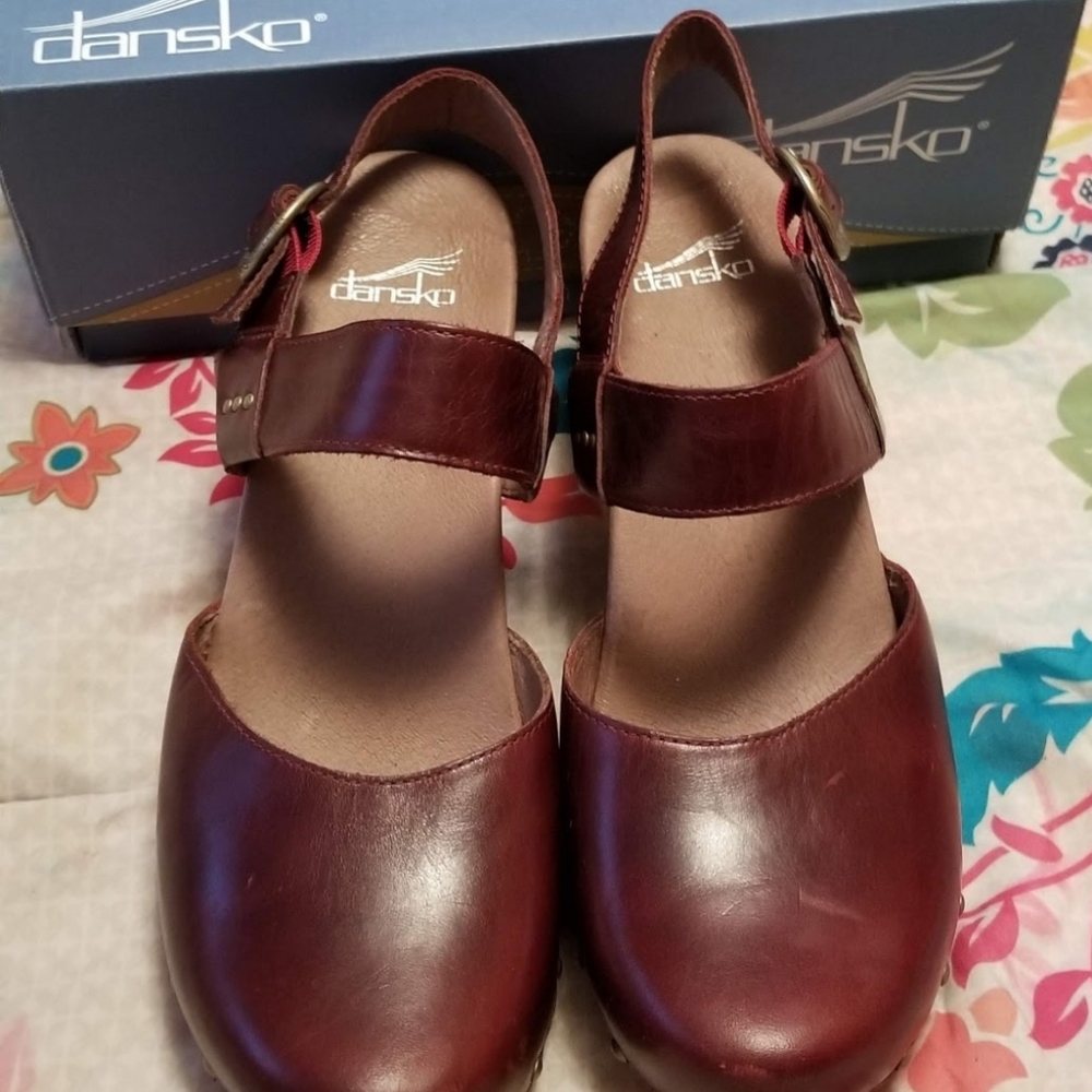 Never worn Dansko shoes